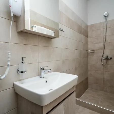 Apart Otel Maria Vrasná