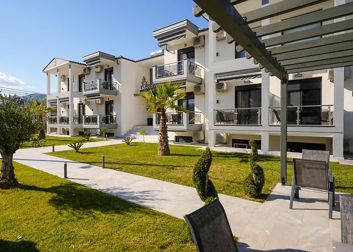 Aparthotel Maria 3*