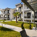Apart Otel Maria 3*
